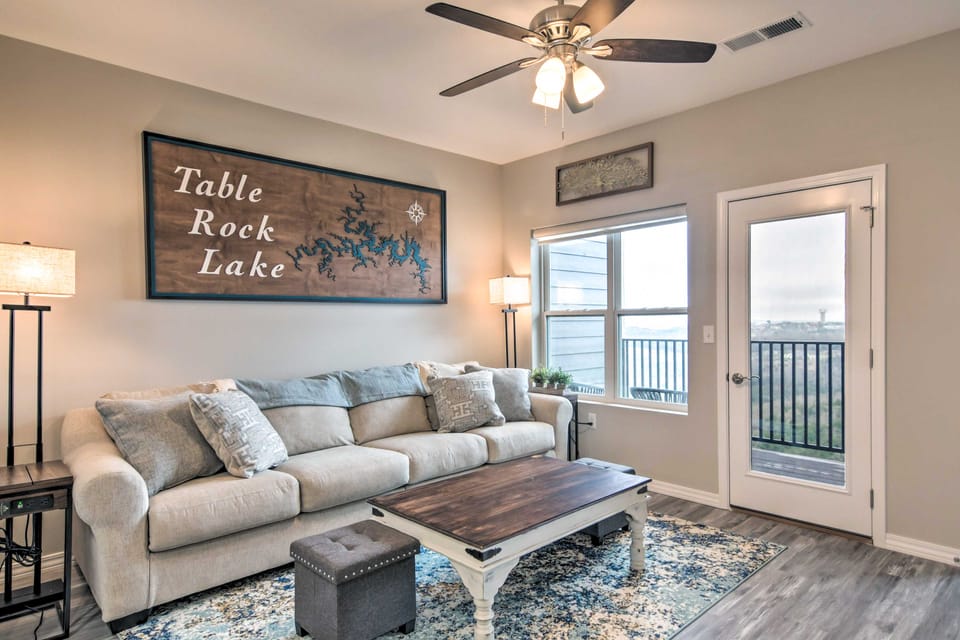 Branson Getaway w/ Game Room: Family Friendly! Apartment in Branson