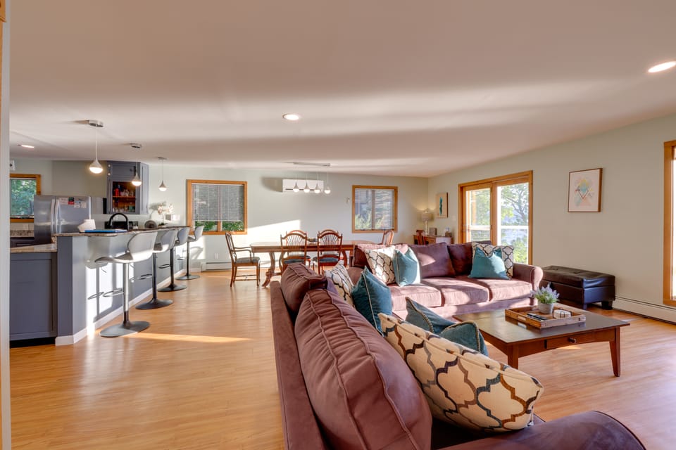 Honeoye Lake House w/ Community Amenities! House in Finger Lakes