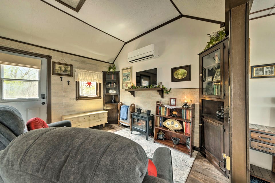 Lovely Couples Escape on Mississippi River! Apartment in Illinois