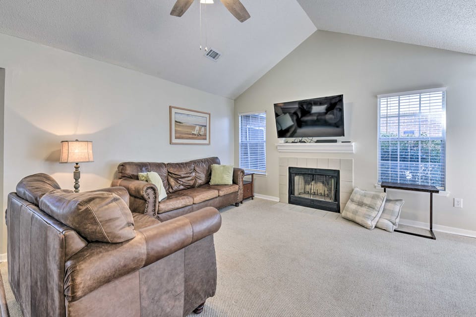 Family-Friendly Home Near Destin Beaches House in Alabama