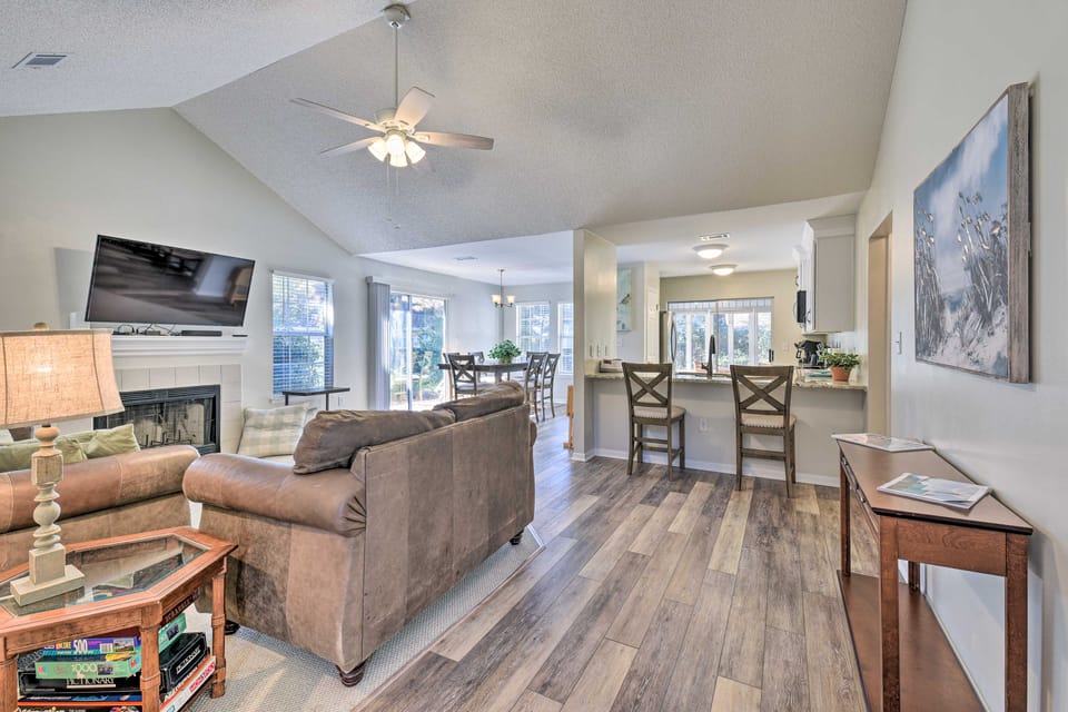 Family-Friendly Home Near Destin Beaches House in Alabama