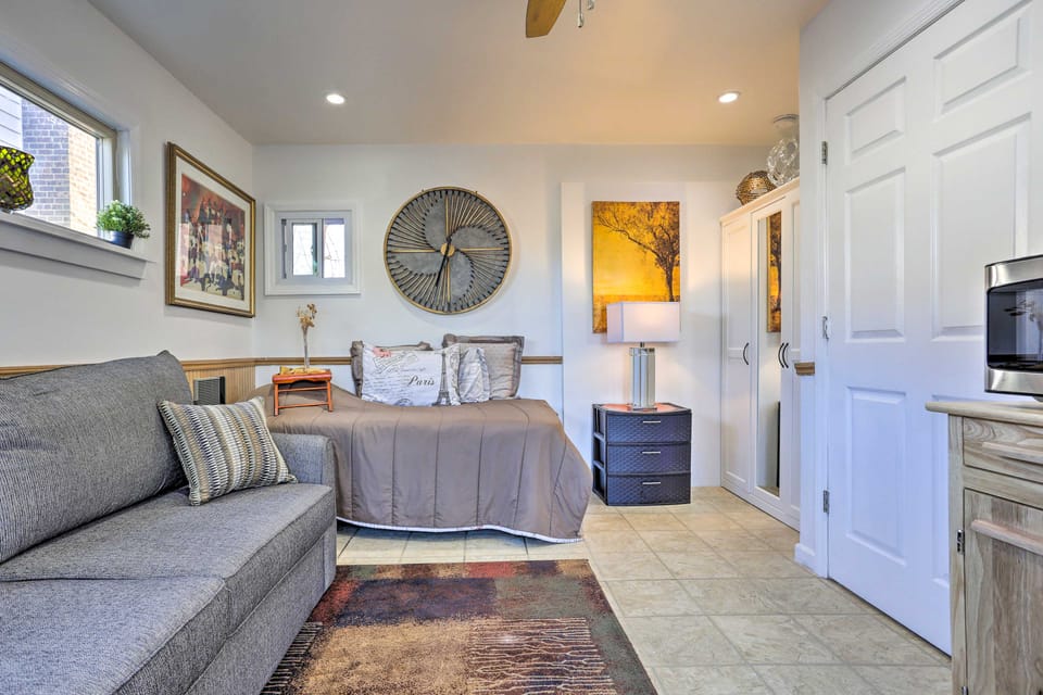 Central Elmont Studio w/ Great Outdoor Space! House in Elmont
