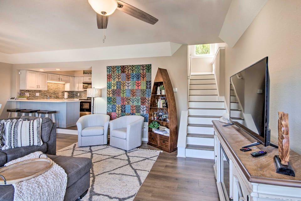 Private Boat Dock! Family Getaway in Lake Ozark House in Village Four Seasons