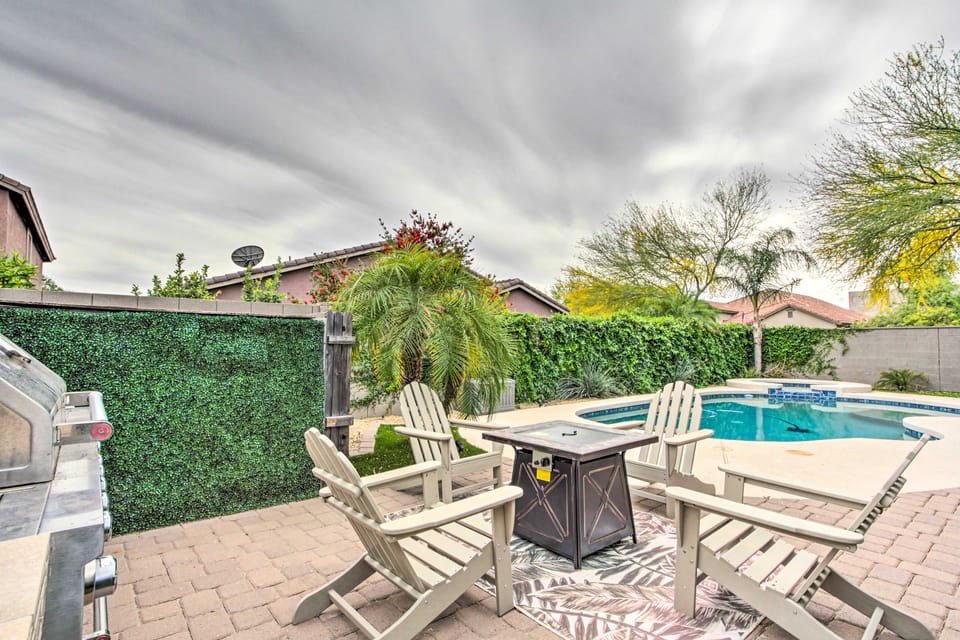 Private Pool & Hot Tub: Family Home in Phoenix! House in New River