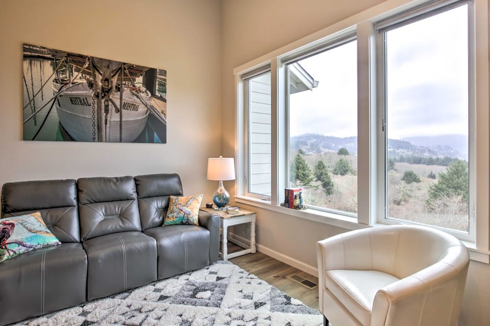 Stunning Neskowin Gem: View of Cascade Head! Apartment in Oregon