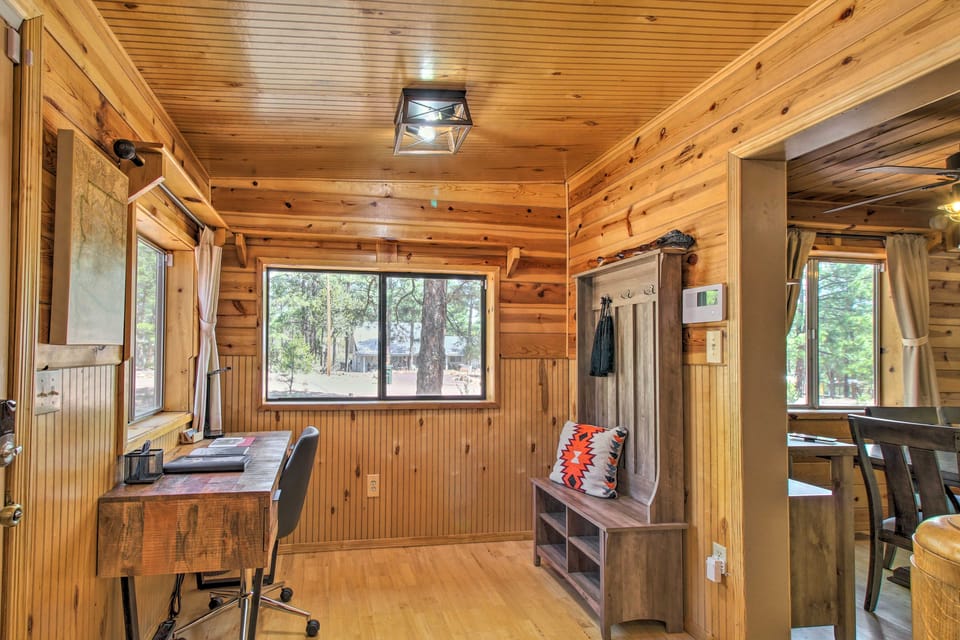Large Deck, Grill: Pet-Friendly Show Low Retreat! House in Arizona