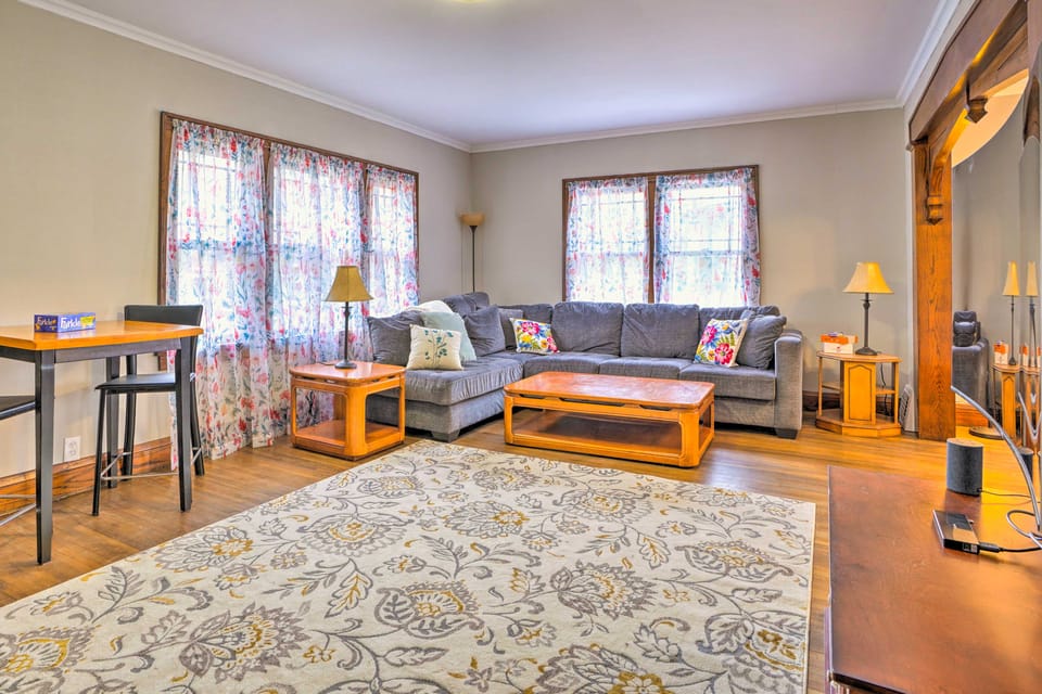 'White House of Red Wing' Spacious Family Retreat! House in Red Wing