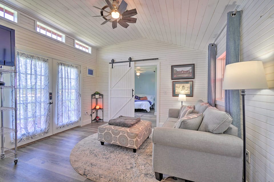 Landscape Views: Sweetwater Country Cottage! Cottage in Tennessee