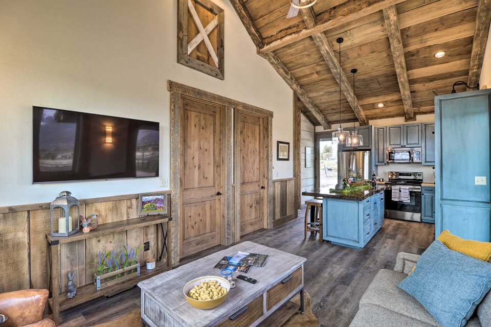 Stunning Kalispell Cottage on 30-Acre Farm! Cottage in Idaho