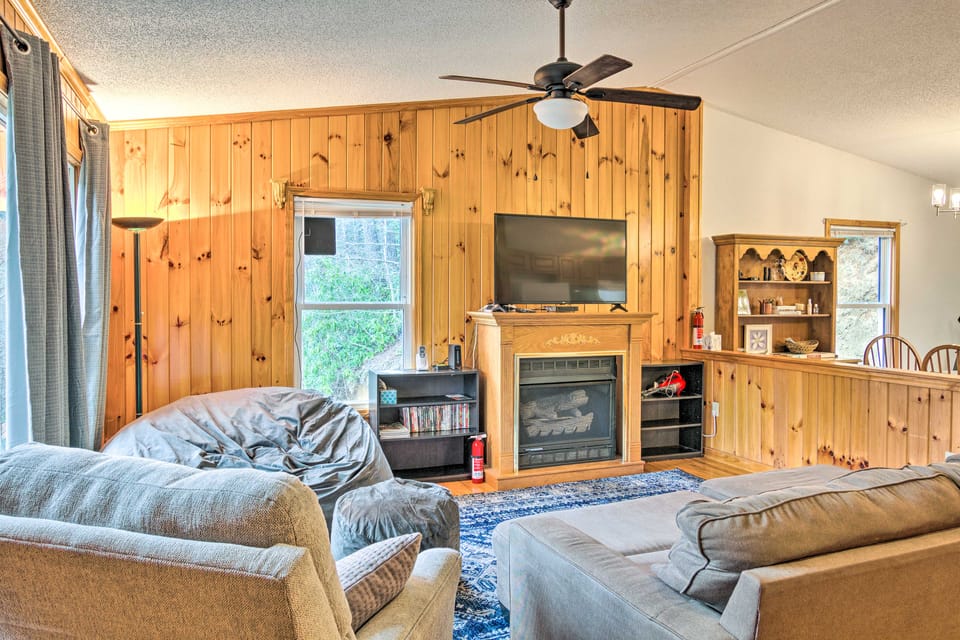 Families & Outdoor Groups! Mtn-View Marion Cabin House in Tennessee