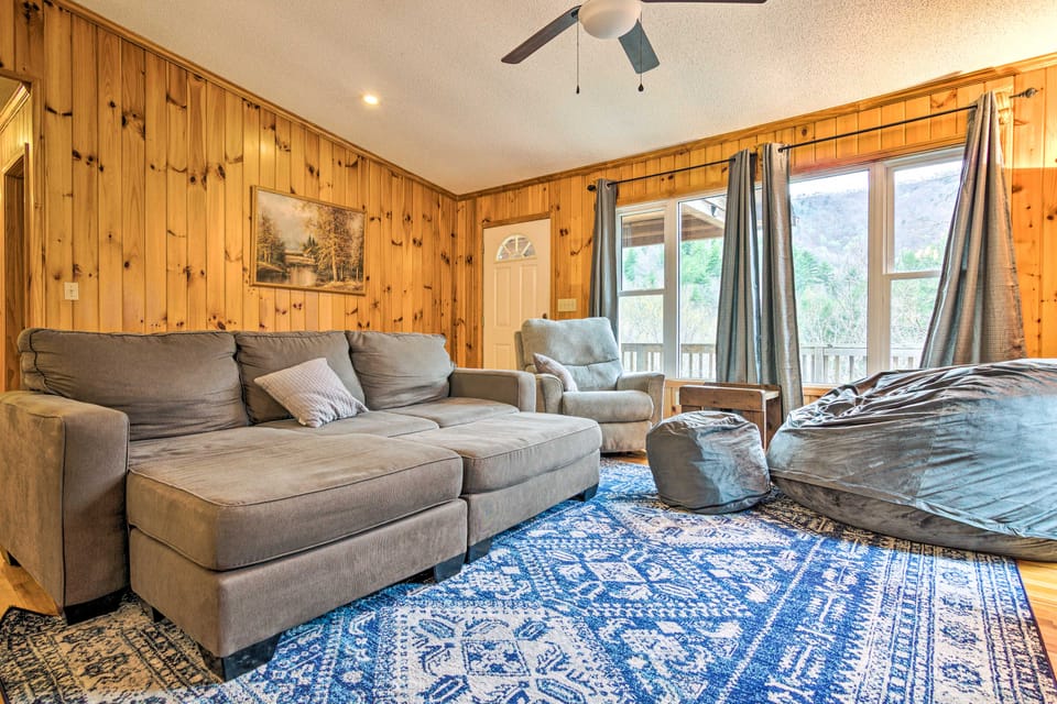 Families & Outdoor Groups! Mtn-View Marion Cabin House in Tennessee