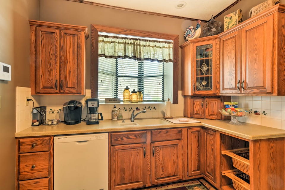 Charming Craftsman Home in Downtown Bartlesville! House in Bartlesville