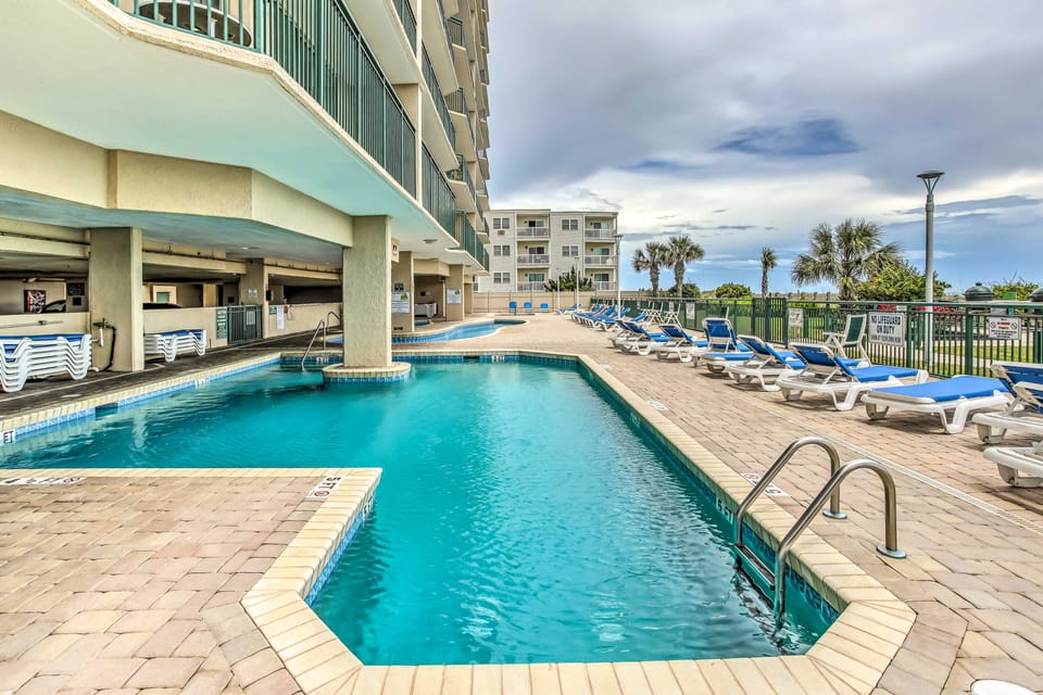 Oceanfront Beach Condo w/ Stunning Views! Apartment in North Myrtle Beach
