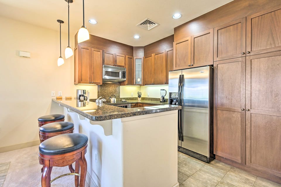 Sun-Soaked Waikoloa Retreat w/ Private Lanai! Apartment in Puako