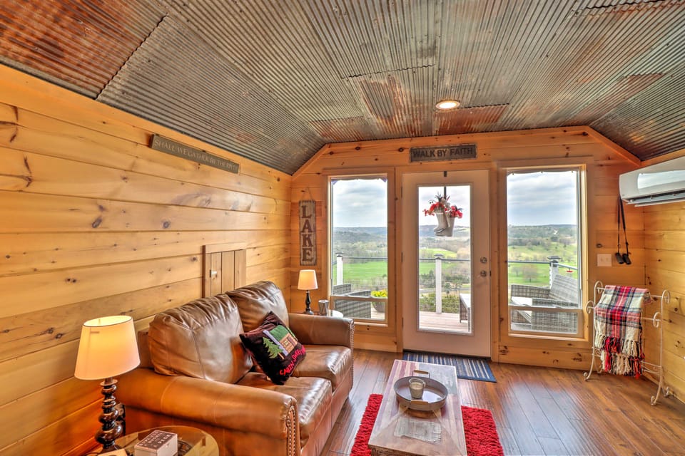 Quaint Norfork Studio w/ Million Dollar View! Apartment in Arkansas