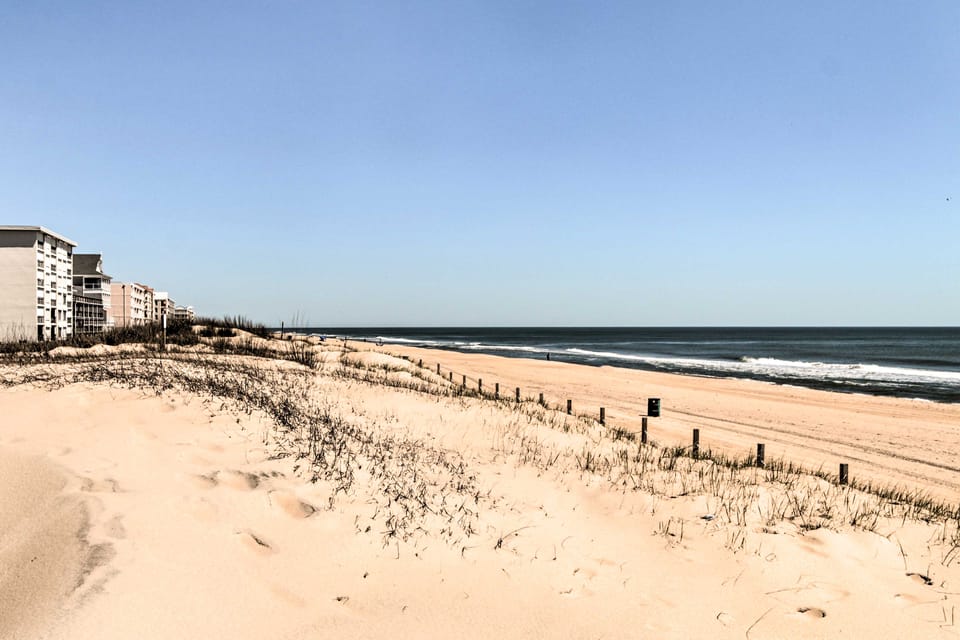 Steps to Ocean City Beach! Couples Retreat Apartment in Ocean City