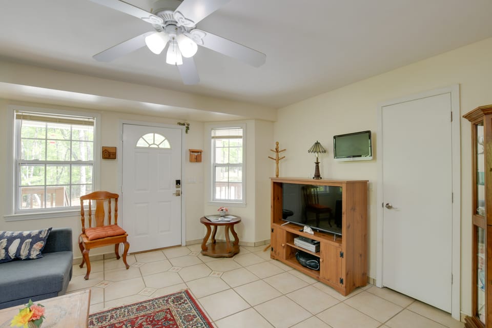 Fish, Hike & Explore! Family Tamassee Getaway House in South Carolina