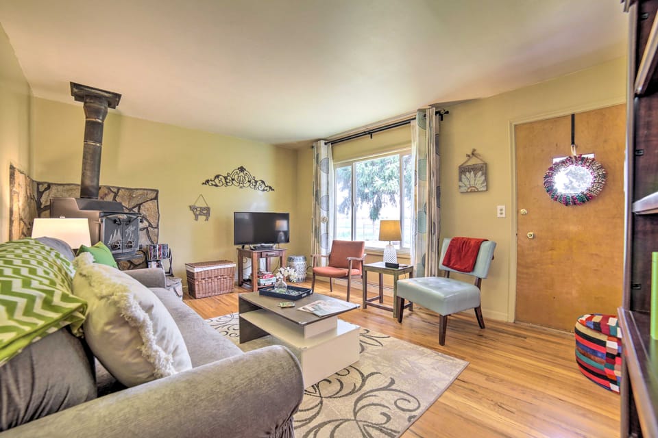 Idaho Falls Farmhouse ~ 11 Mi to Downtown! House in Idaho