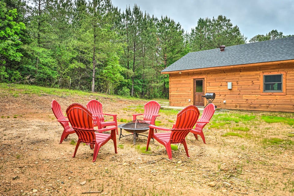 ‘Setting Sun’ Eagletown Gem - Private River Access House in Arkansas