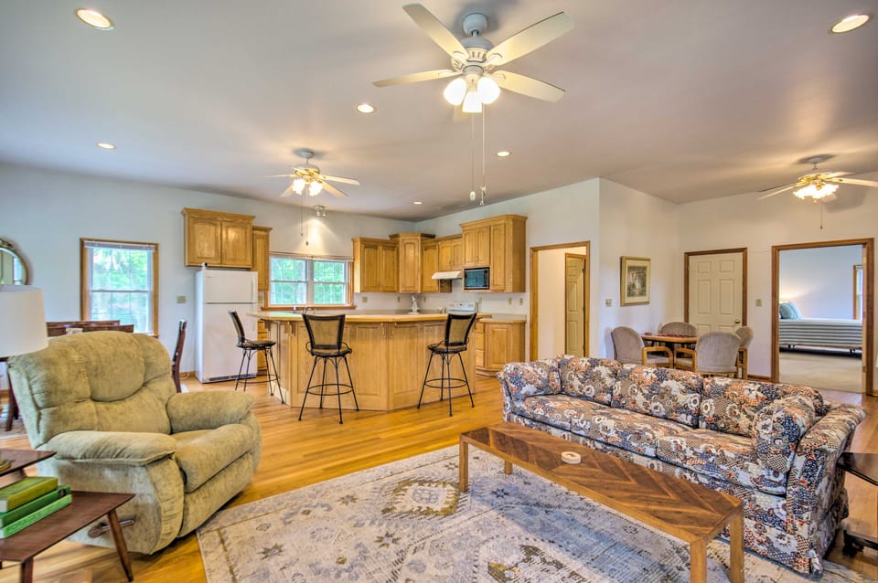 Charming Boydton Retreat ~ 5 Mi to Kerr Lake! House in Virginia