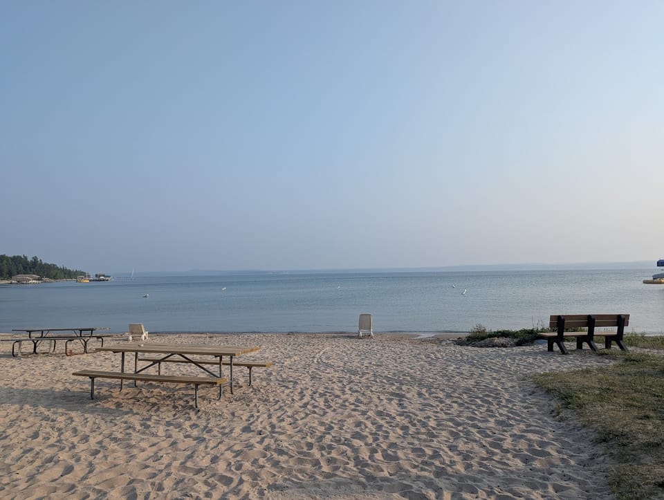 Family Retreat Near Beach on Lake Charlevoix House in Michigan