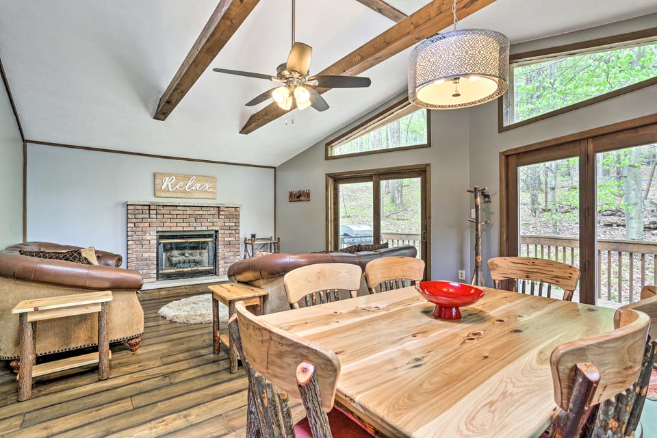 Walk to Lake & Beach: Pocono Cabin w/ Fire Pit House in Coolbaugh Township