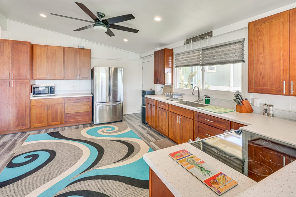 Walk to Beach: Koloa Getaway w/ Ocean Views House in Poipu