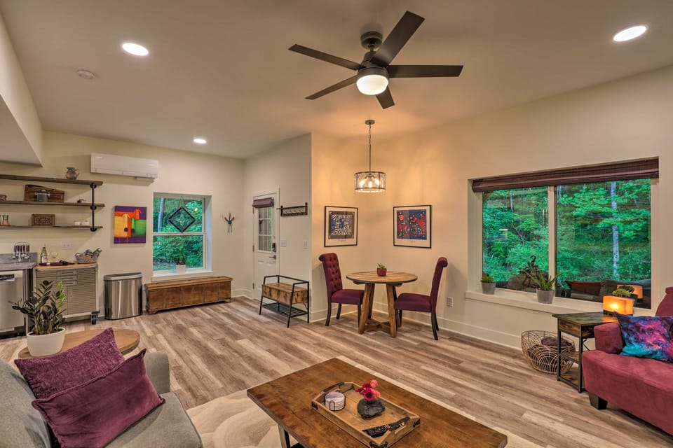7 Mi to Dtwn Asheville: Apartment w/ Patio Apartment in Asheville