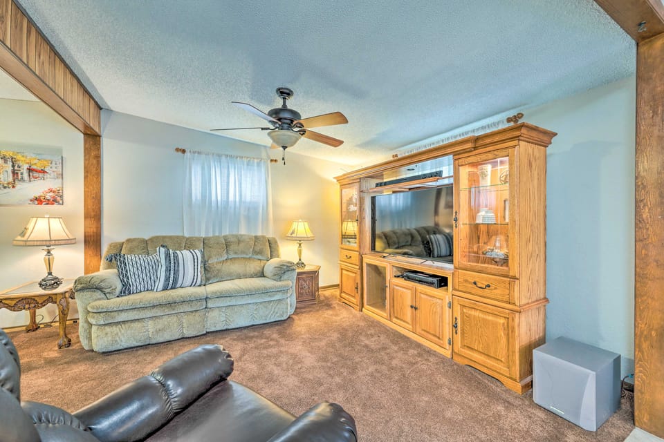 Caldwell House w/ Grill ~ 1 Mi to Downtown! House in Caldwell