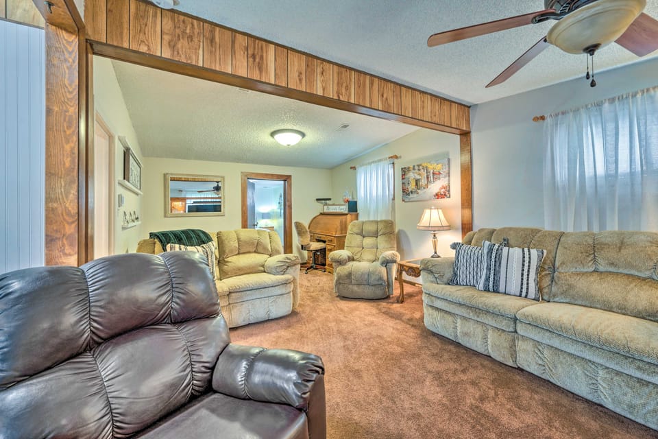 Caldwell House w/ Grill ~ 1 Mi to Downtown! House in Caldwell