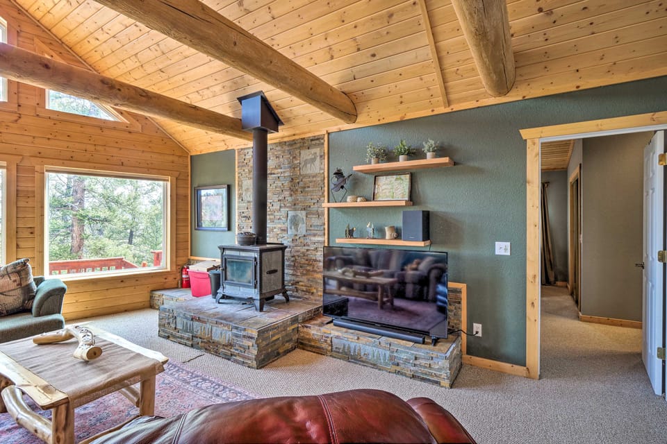 Grand Jefferson Home w/ Stunning Mtn Views! House in Park County
