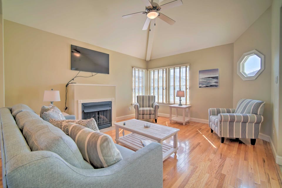 Spacious Brigantine Home ~ 1 Block to Beach! House in Brigantine