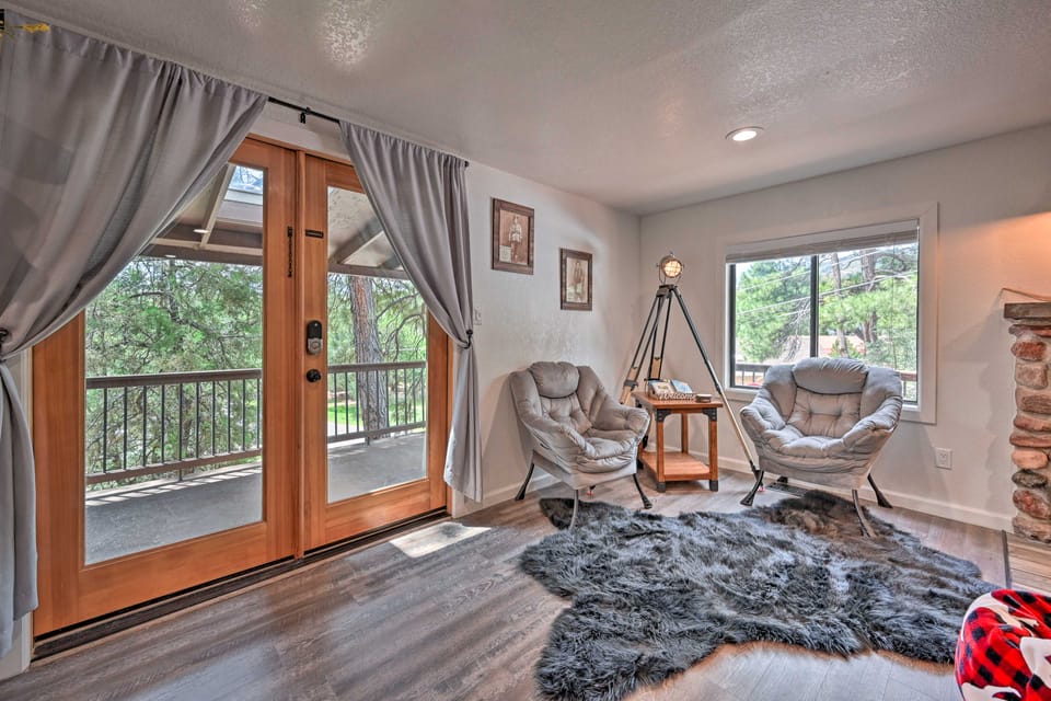 Hot Tub, Game Room: Dog-Friendly Pine Cabin! House in Pine