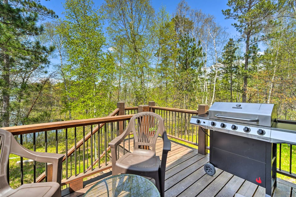 Waterfront Escape w/ Fire Pit in Crosslake! House in Crosslake