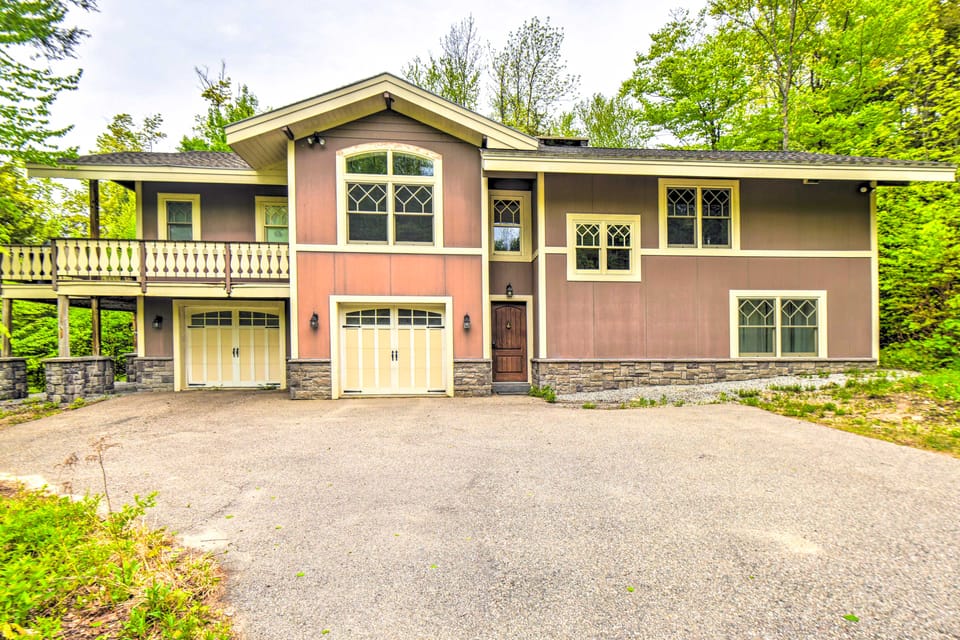 4 Mi to Ski Slopes: Family-Friendly Bartlett Home! House in Glen