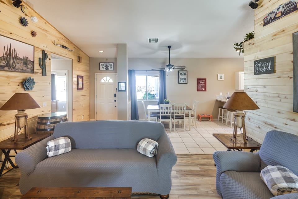 Lovely Bullhead City Retreat w/ Pool and Hot Tub House in Bullhead City