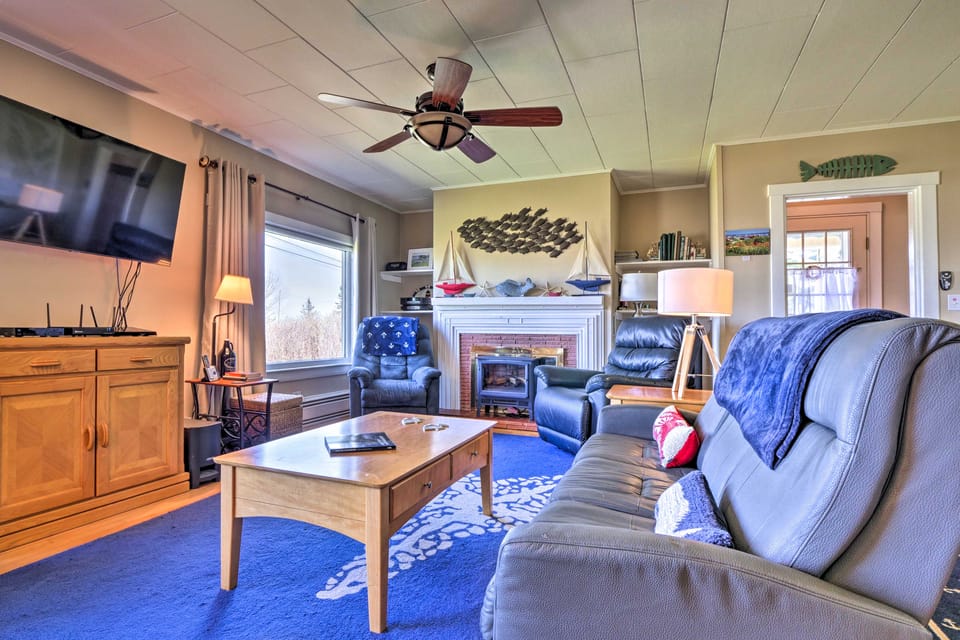 Nautical Lubec Cottage w/ Fire Pit & Grill! Cottage in Lubec