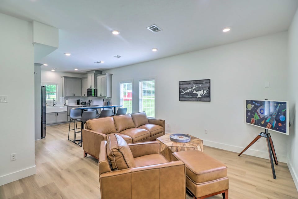 Rural Family Retreat < 3 Mi to Fishing & Boating! House in Greers Ferry Lake