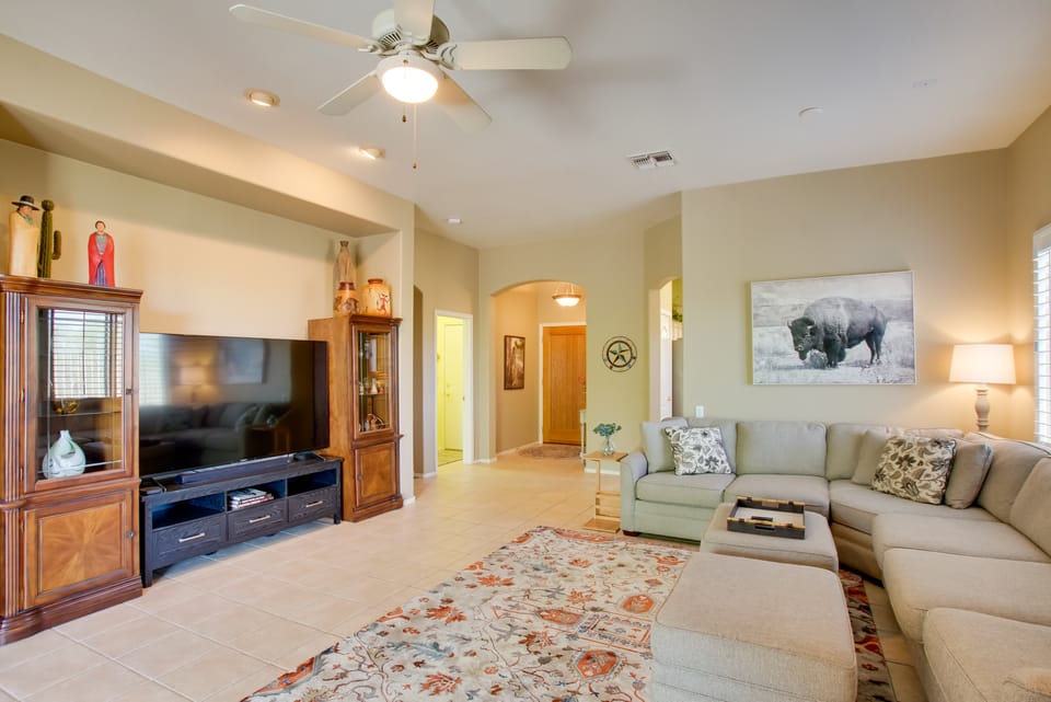 Walk to Trails: Mtn-View Mesa Getaway w/ Gril House in Mesa
