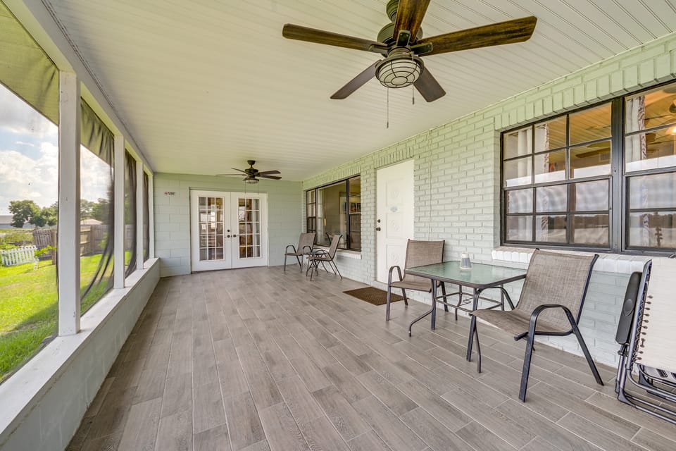 Hook, Line & Leisure: Lakefront Gem w/ Porch! House in Winter Haven