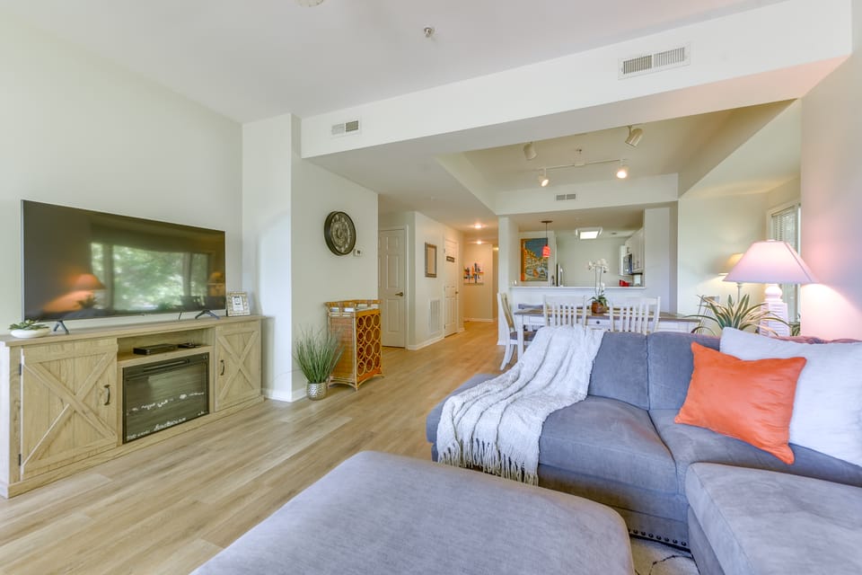 North Myrtle Beach Condo w/ Golf Course Views Apartment in Little River