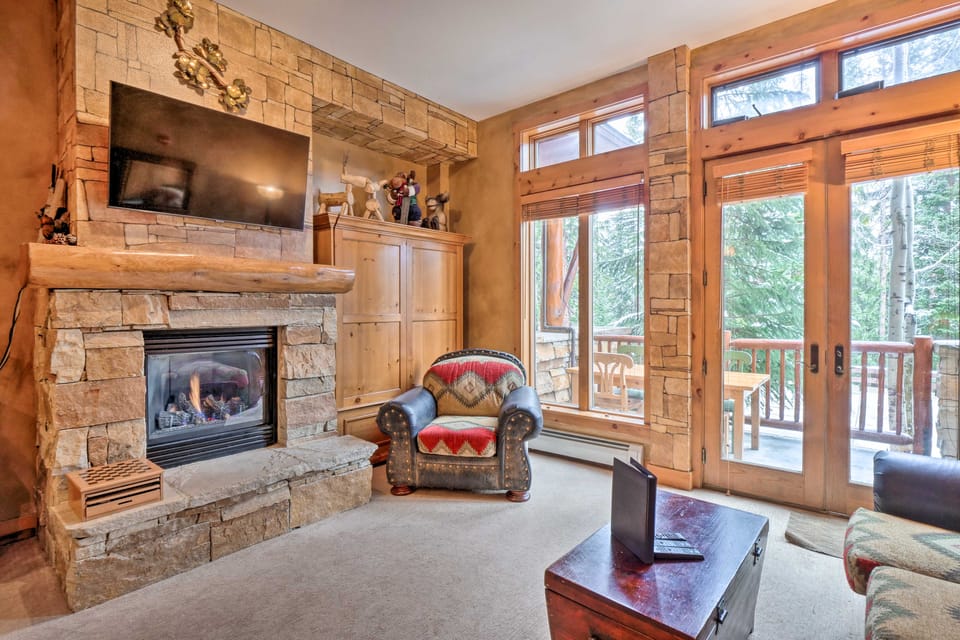 Ski-Out Keystone Resort Condo w/ Private Balcony Apartment in Keystone