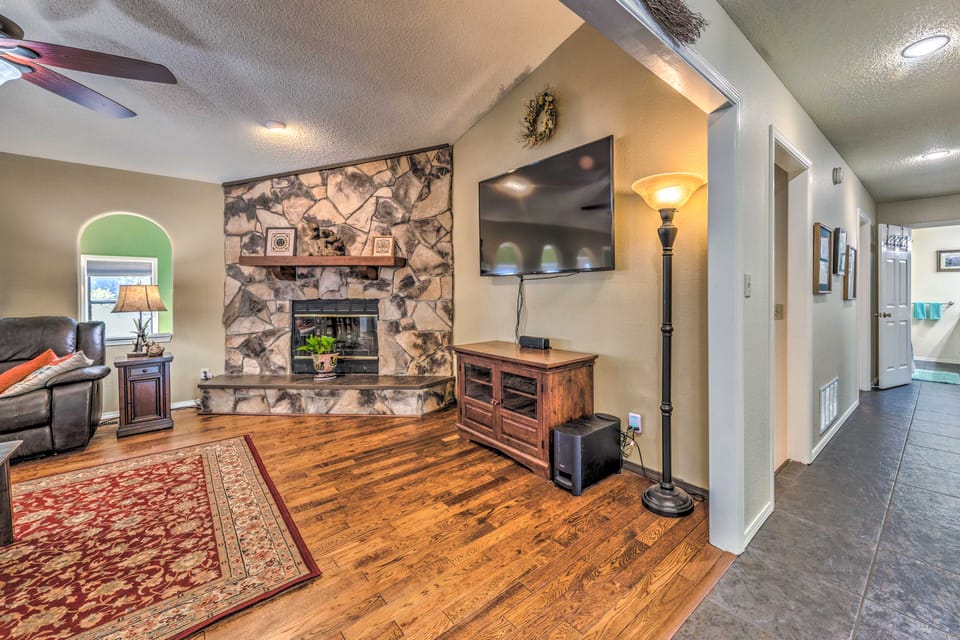 Cloudcroft Escape w/ Forest Views! House in Cloudcroft