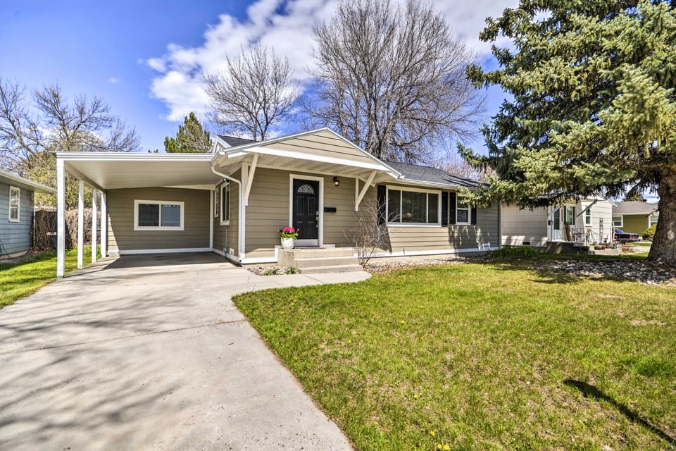 Billings Abode w/ Grill: Walk to Park & Shops House in Billings