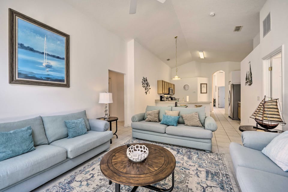 Pool + Lanai: Emerald Isle Resort Home! House in Four Corners