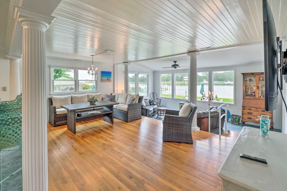 Grasonville Home w/ Private Pool on the Water House in Maryland