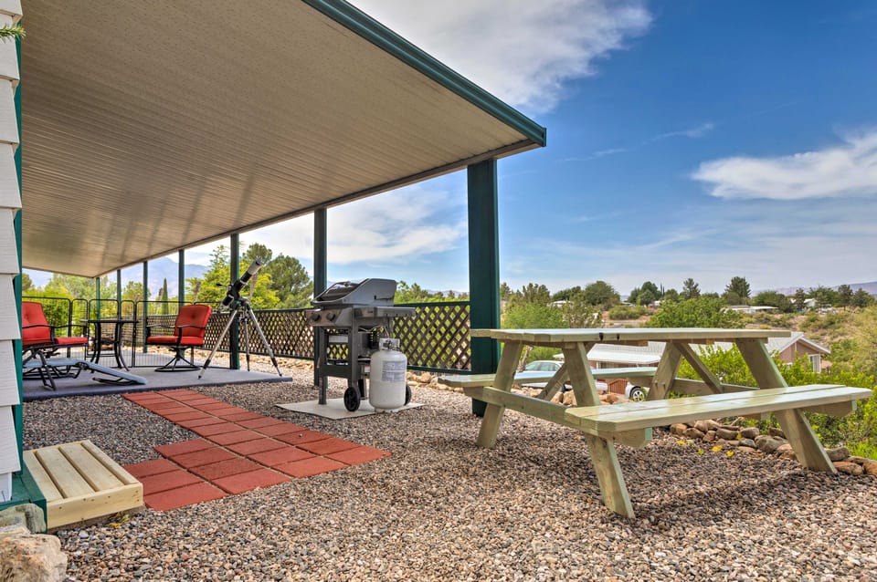 6 Mi to Old Town, Panoramic Views: Cottonwood Gem! Apartment in Cottonwood