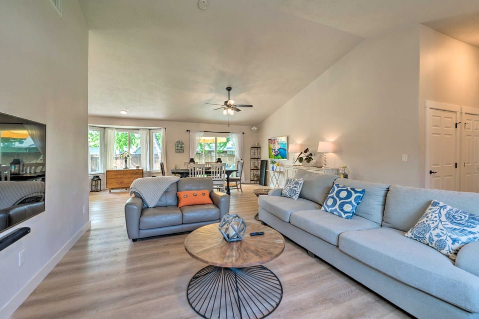 Family-Friendly Meridian Home: 13 Mi to Boise House in Meridian