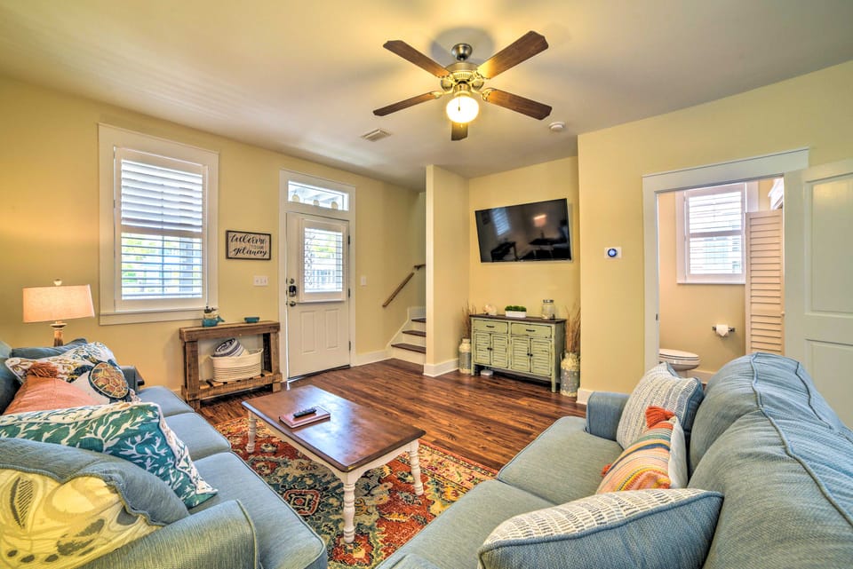 Screened Porch + Beach Access: Port St Joe Cottage Cottage in Florida