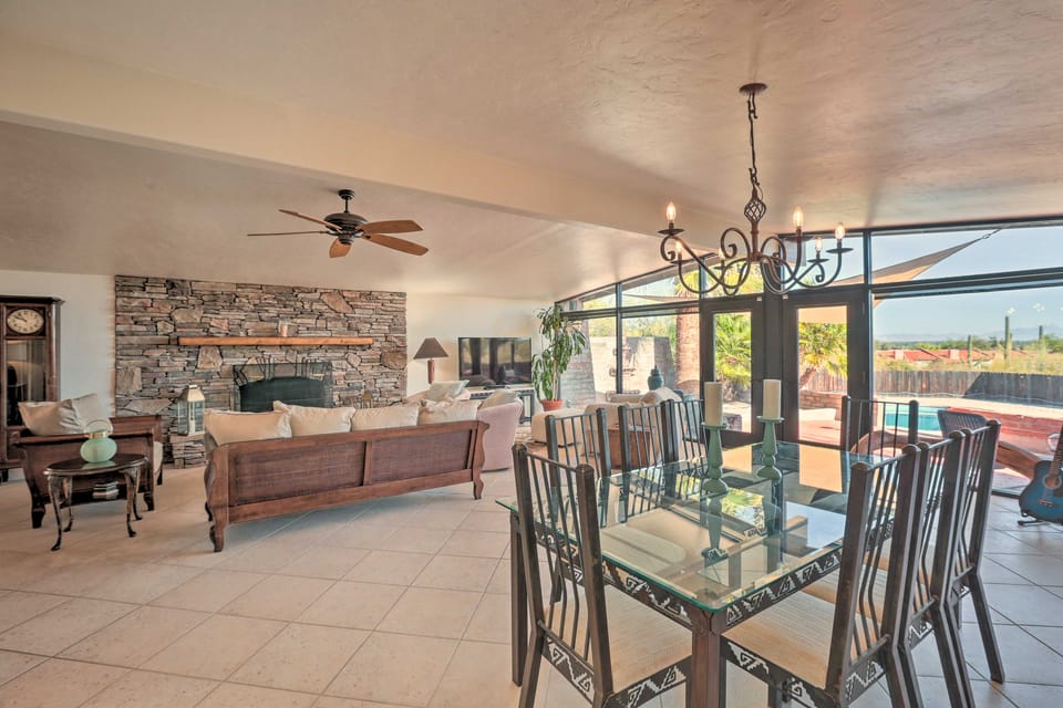 Tucson Oasis 'La Casa de las Palmas' w/ Pool! House in Catalina Foothills